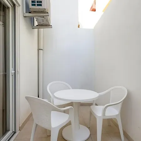 Appartement Thirtynine Walk To Balluta Bay & Ferries *