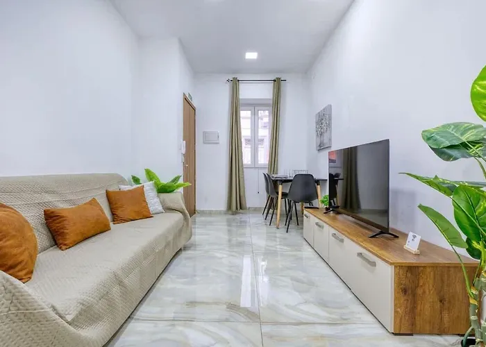 Thirtynine Walk To Balluta Bay & Ferries *