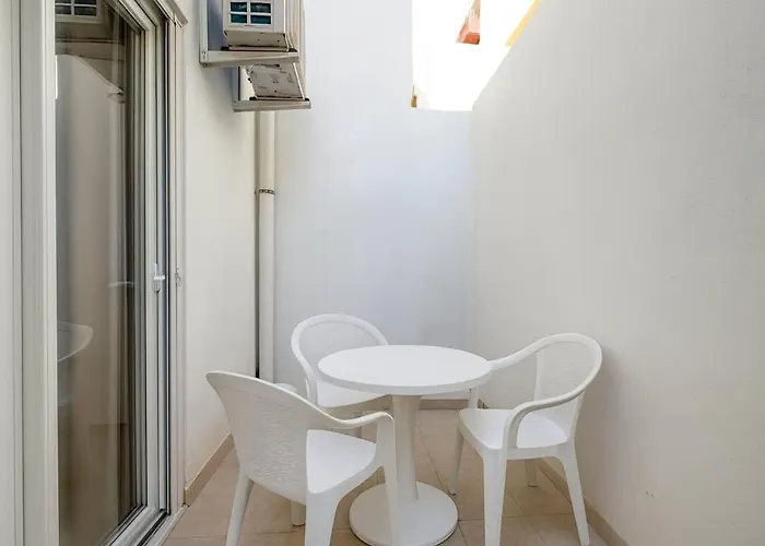 Apartament Thirtynine Walk To Balluta Bay & Ferries *